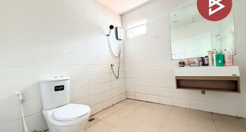 À vendre 3 chambres maison à Mueang Chon Buri, Chonburi