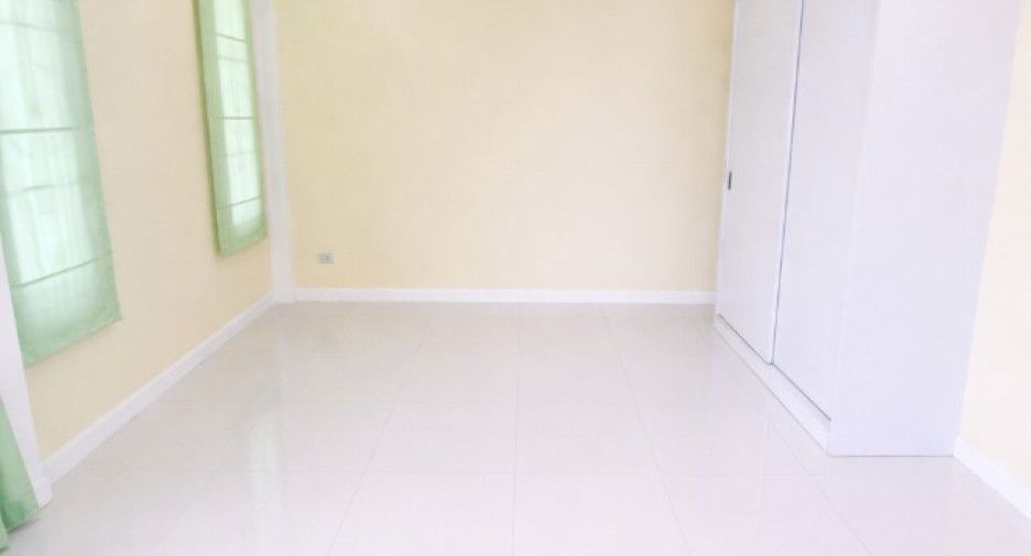 出售 4 卧室 独立屋 在 Mueang Samut Sakhon, Samut Sakhon