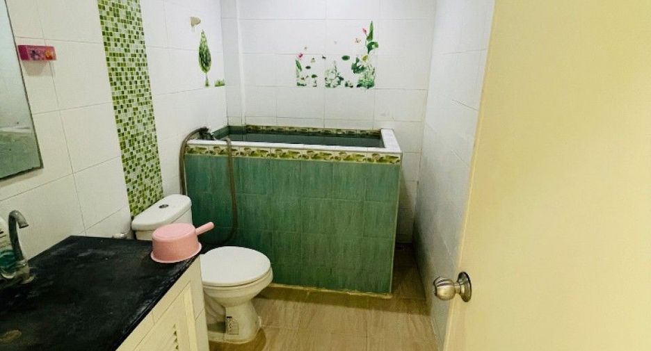 出售 4 卧室 独立屋 在 Mueang Samut Sakhon, Samut Sakhon