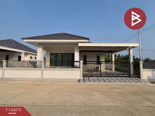 For sale 3 bedrooms house in Mueang Samut Songkhram, Samut Songkhram