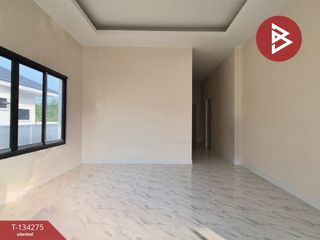 For sale 3 bedrooms house in Mueang Samut Songkhram, Samut Songkhram