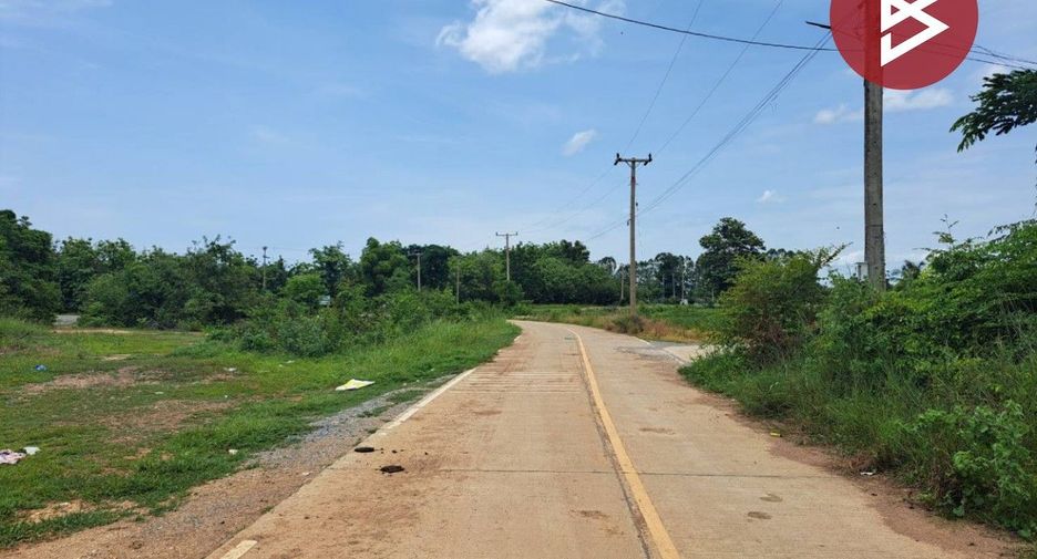 For sale 3 bedrooms house in Mueang Nakhon Sawan, Nakhon Sawan