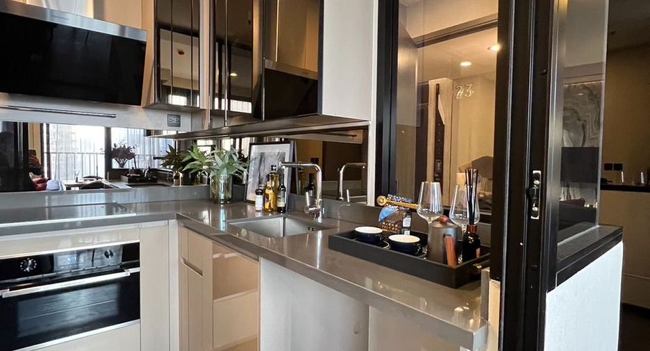 For rent 2 ベッドルーム condo in Watthana, Bangkok