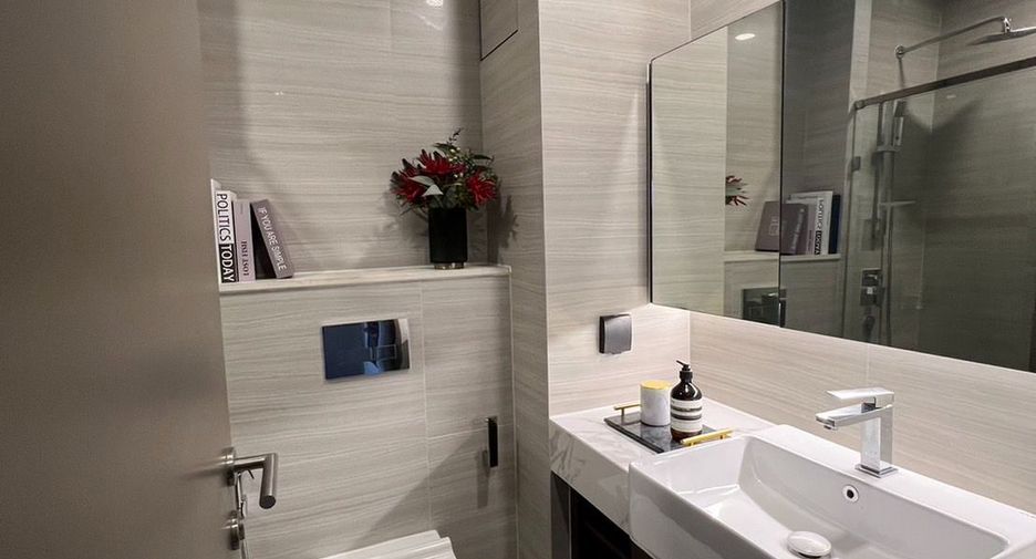 For rent 2 ベッドルーム condo in Watthana, Bangkok