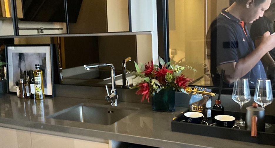 For rent 2 ベッドルーム condo in Watthana, Bangkok