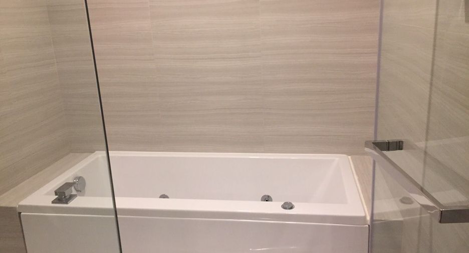 Wohnung zur Miete mit 2 Zimmer in Watthana, Bangkok