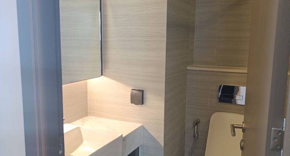 Wohnung zur Miete mit 2 Zimmer in Watthana, Bangkok