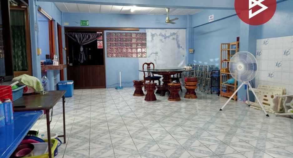 For sale warehouse in Mueang Samut Prakan, Samut Prakan