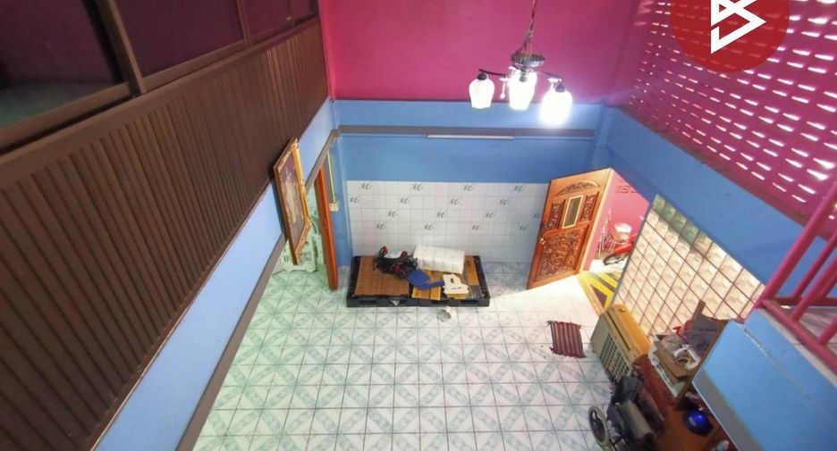For sale warehouse in Mueang Samut Prakan, Samut Prakan