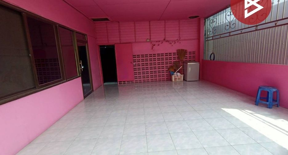 For sale warehouse in Mueang Samut Prakan, Samut Prakan