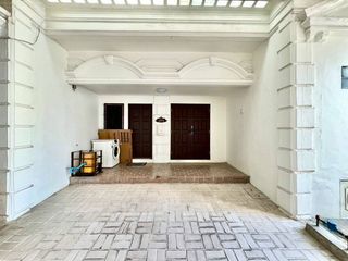 Casa adosada en alquiler de 3 habitaciones en Watthana, Bangkok