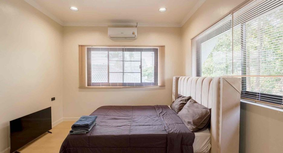 Villa en alquiler de 5 habitaciones en Bang Lamung, Chonburi