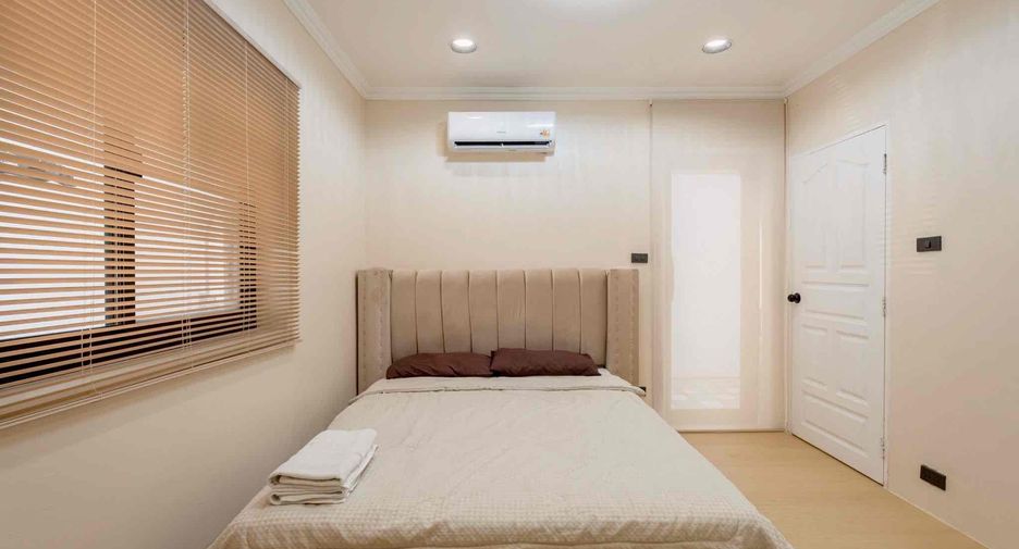 Villa en alquiler de 5 habitaciones en Bang Lamung, Chonburi