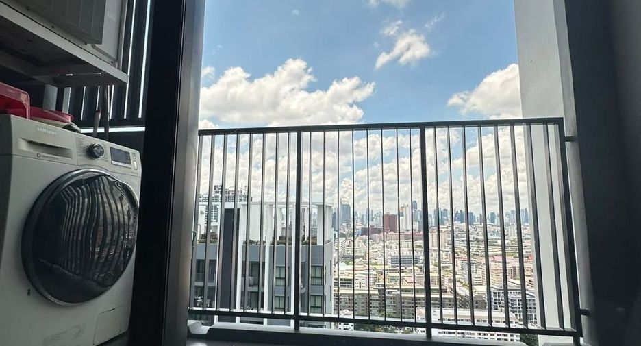 Wohnung zur Miete mit 2 Zimmer in Huai Khwang, Bangkok