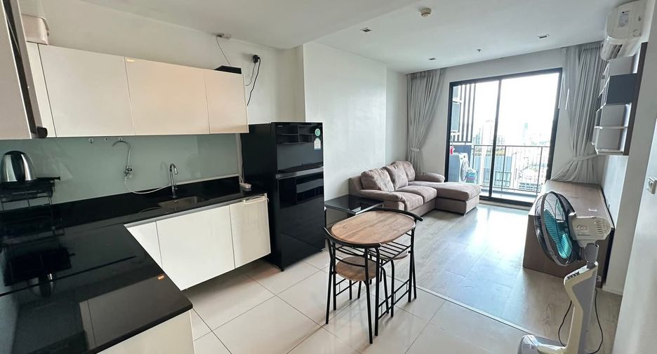 Wohnung zur Miete mit 2 Zimmer in Huai Khwang, Bangkok