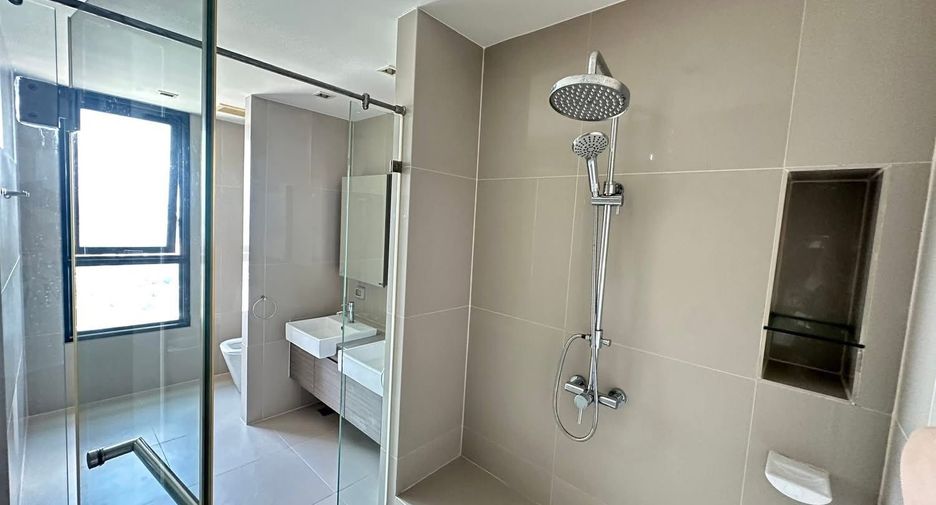 Wohnung zur Miete mit 2 Zimmer in Huai Khwang, Bangkok