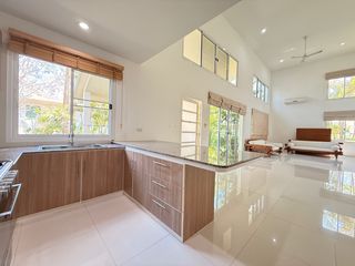Casa en alquiler de 4 habitaciones en Mae Rim, Chiang Mai