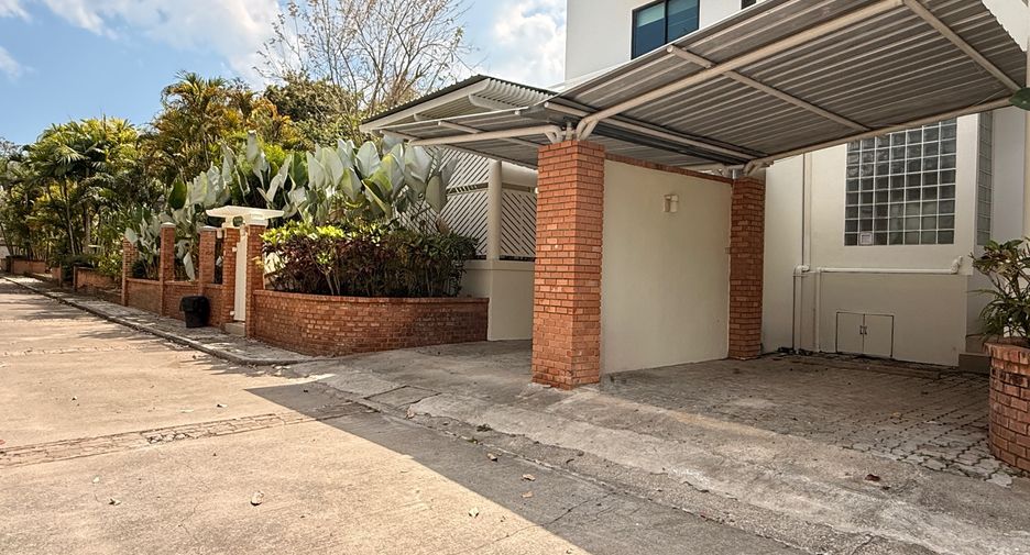 For rent 3 bedrooms house in Mae Rim, Chiang Mai