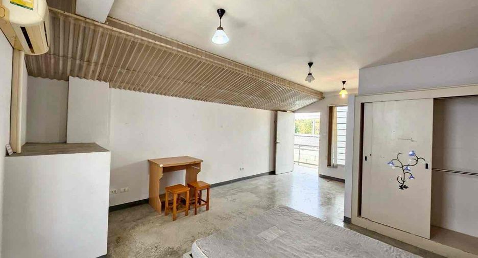 For sale 27 bedrooms apartment in Mueang Chiang Mai, Chiang Mai