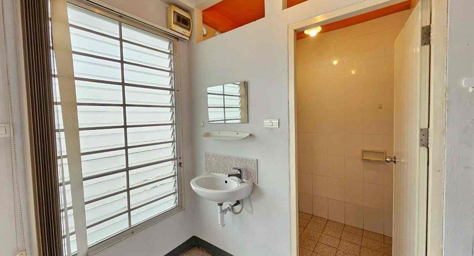 For sale 27 bedrooms apartment in Mueang Chiang Mai, Chiang Mai