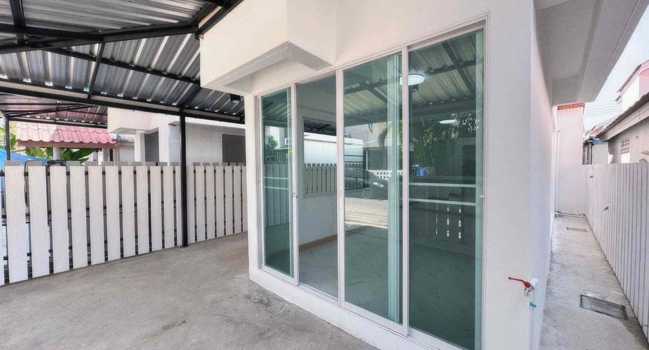 For sale 2 bedrooms house in San Kamphaeng, Chiang Mai