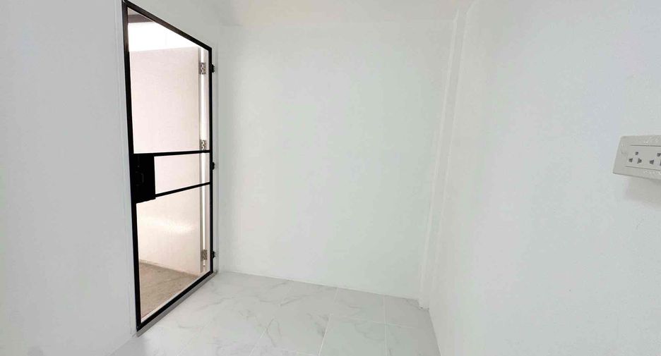 For sale 2 bedrooms house in San Kamphaeng, Chiang Mai