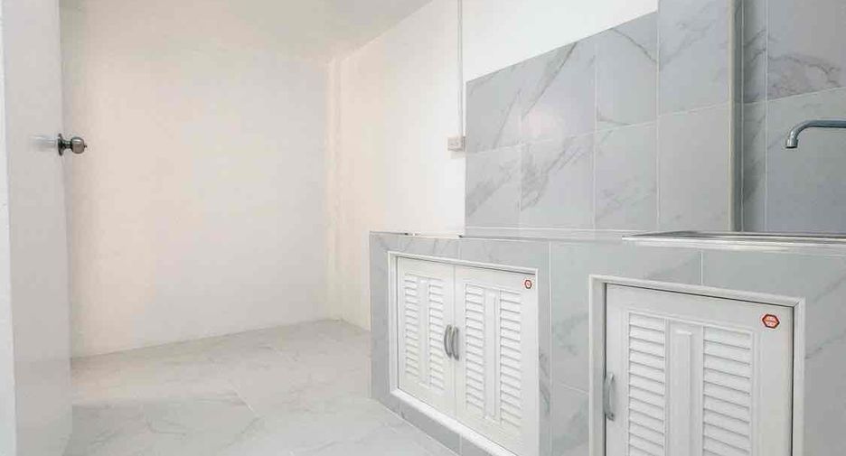 For sale 2 bedrooms house in San Kamphaeng, Chiang Mai