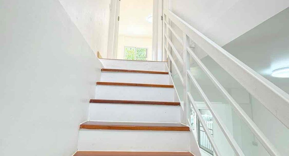 For sale 2 bedrooms house in San Kamphaeng, Chiang Mai