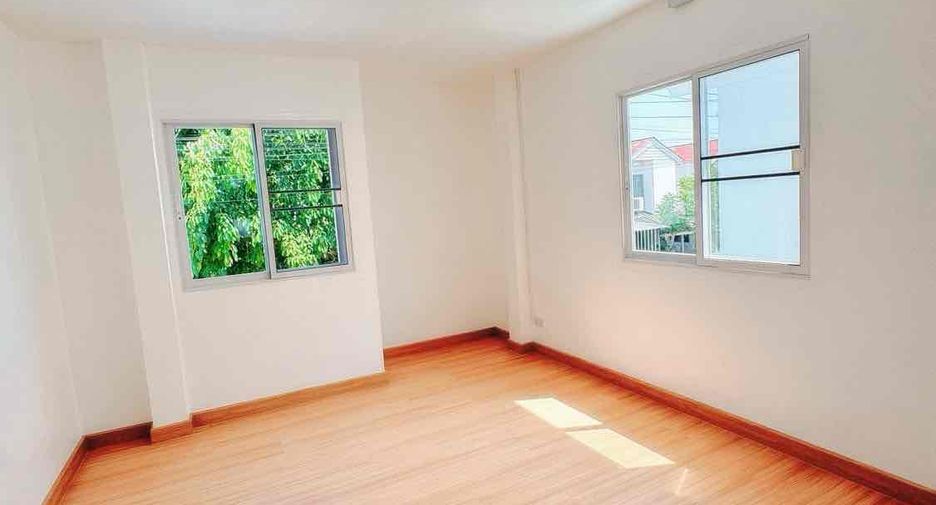 For sale 2 bedrooms house in San Kamphaeng, Chiang Mai