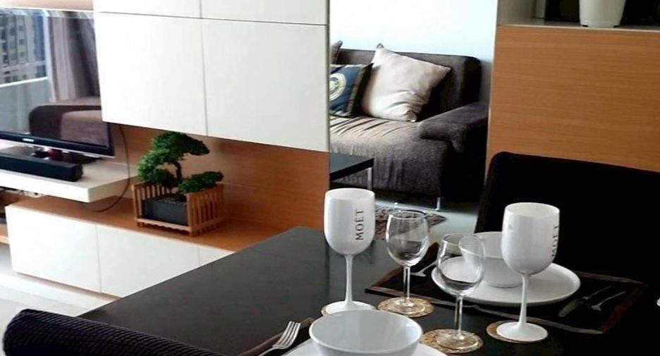For rent 1 bed condo in Watthana, Bangkok
