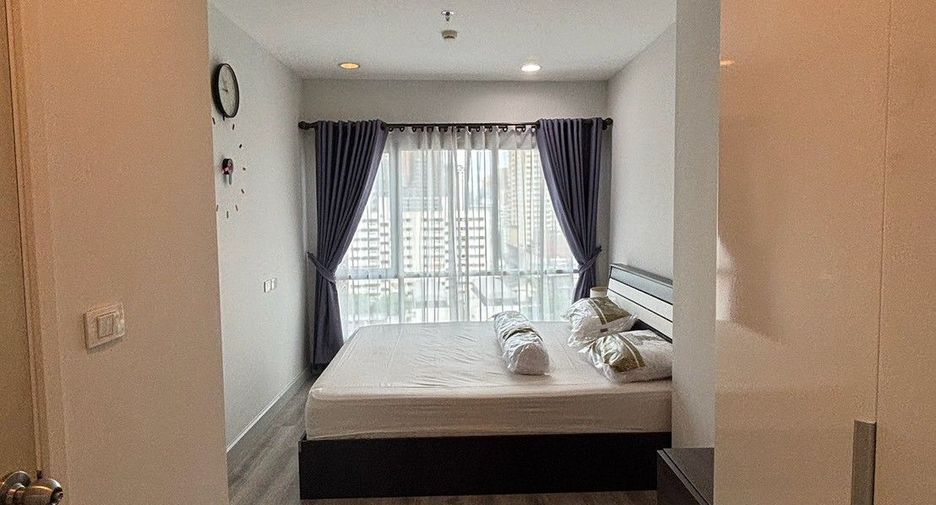 For rent 1 bed condo in Sathon, Bangkok
