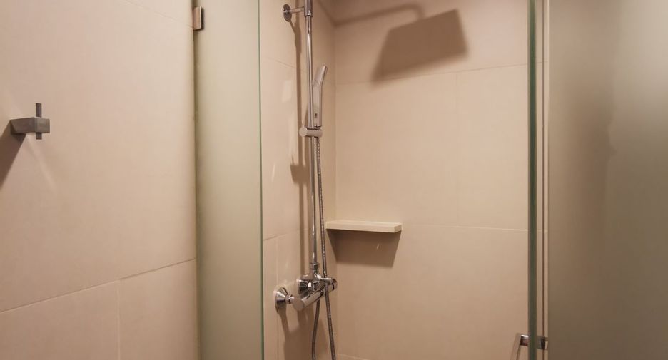 Condo en alquiler de 2 habitaciones en Khlong Toei, Bangkok