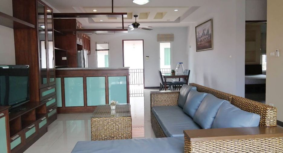 Haus zur Miete mit 4 Zimmer in Bang Lamung, Chonburi
