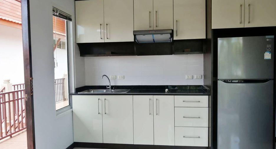 Haus zur Miete mit 4 Zimmer in Bang Lamung, Chonburi
