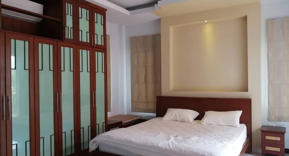 Haus zur Miete mit 4 Zimmer in Bang Lamung, Chonburi