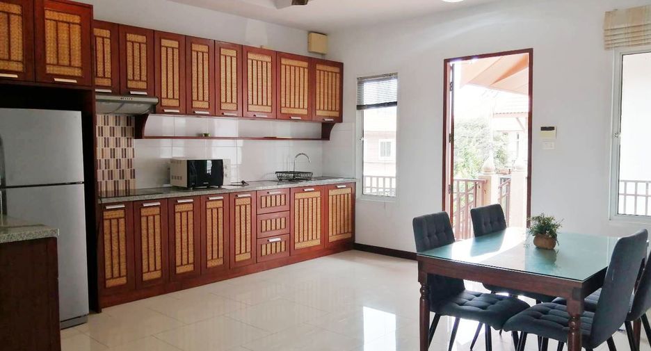Haus zur Miete mit 4 Zimmer in Bang Lamung, Chonburi