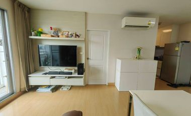 For sale 1 bed condo in Khlong Toei, Bangkok