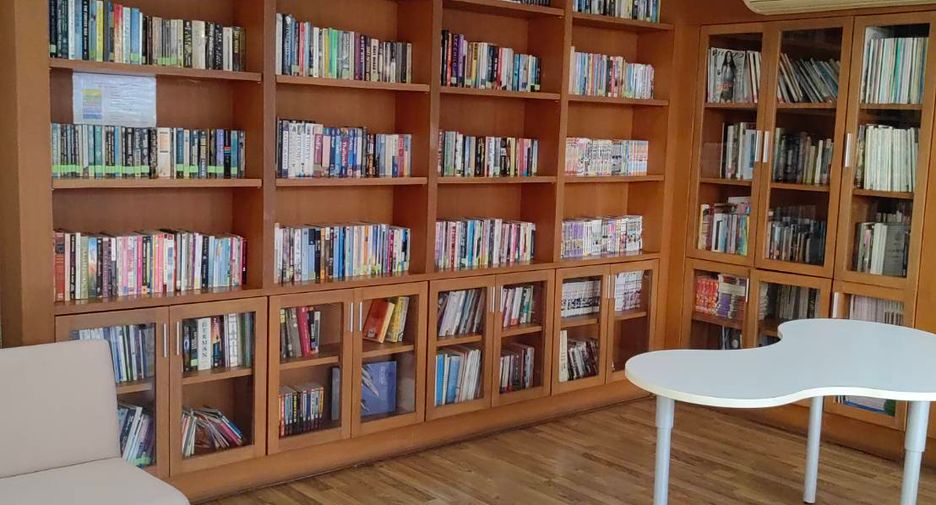 For sale 1 bed condo in Khlong Toei, Bangkok