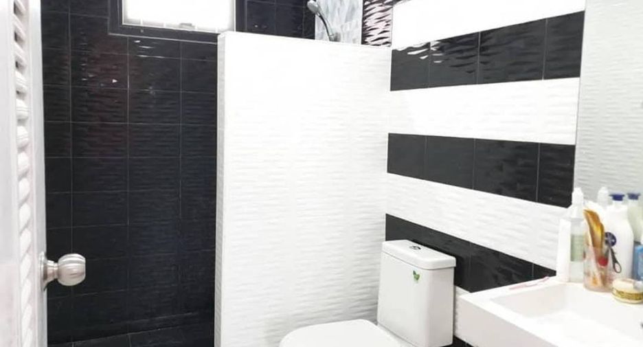 For sale 3 bedrooms house in Pluak Daeng, Rayong