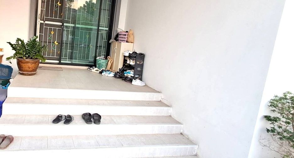 For sale 3 bedrooms house in Pluak Daeng, Rayong