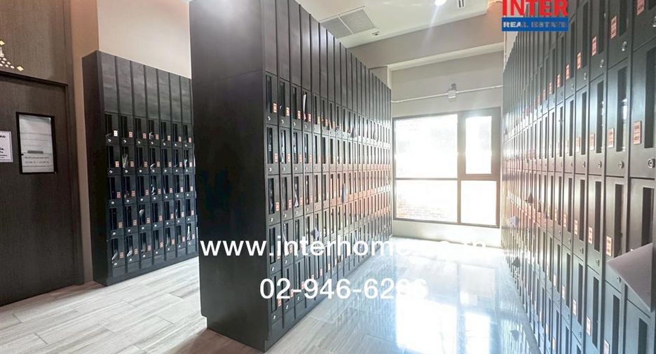 À vendre 1 chambre condo à Bang Phlat, Bangkok