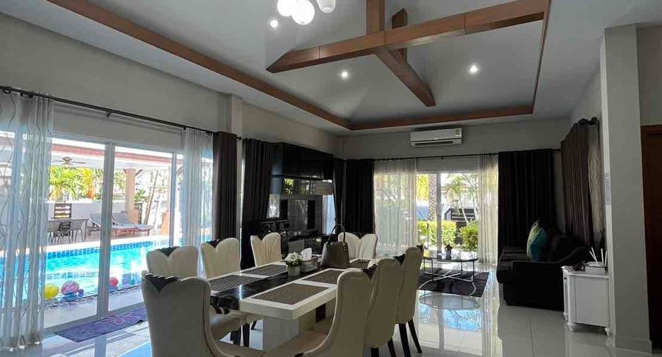 For sale そして for rent 3 ベッドルーム villa in Bang Lamung, Chonburi