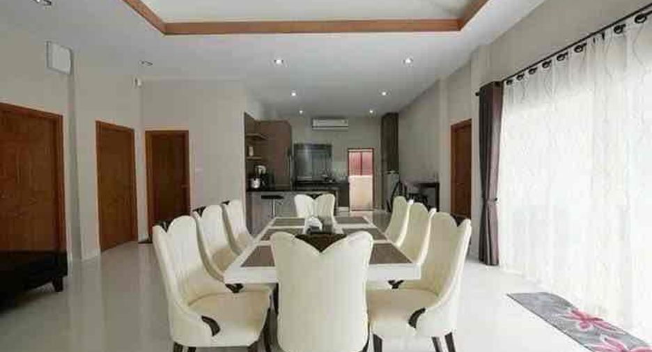 For sale そして for rent 3 ベッドルーム villa in Bang Lamung, Chonburi