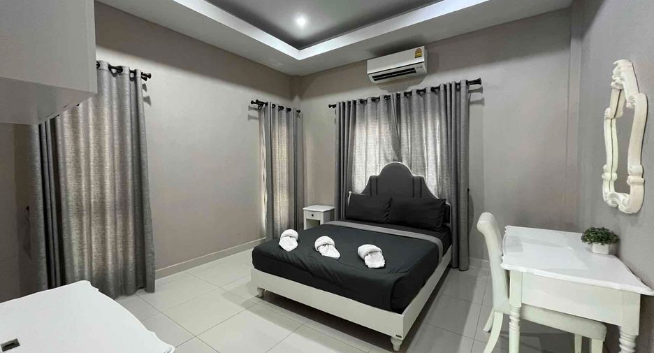 For sale そして for rent 3 ベッドルーム villa in Bang Lamung, Chonburi