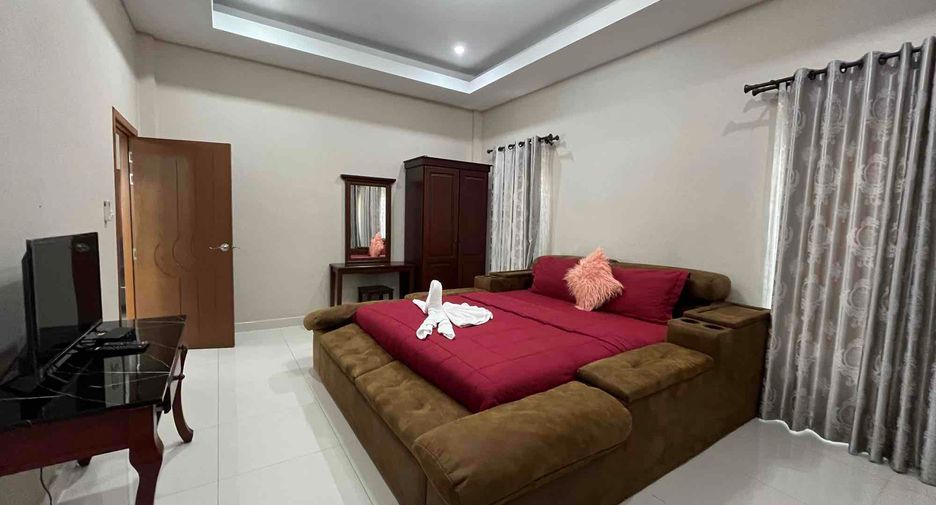 For sale そして for rent 3 ベッドルーム villa in Bang Lamung, Chonburi