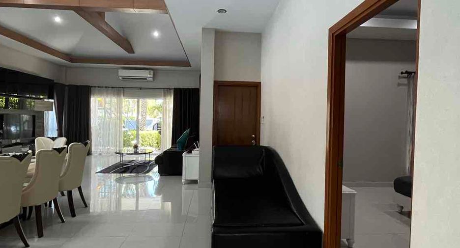 For sale そして for rent 3 ベッドルーム villa in Bang Lamung, Chonburi