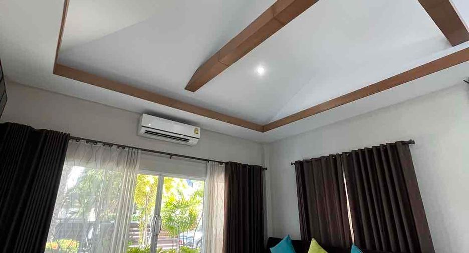 For sale そして for rent 3 ベッドルーム villa in Bang Lamung, Chonburi