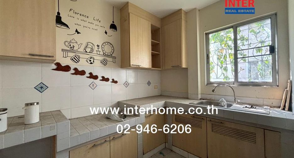 For sale 3 bedrooms house in Thanyaburi, Pathum Thani