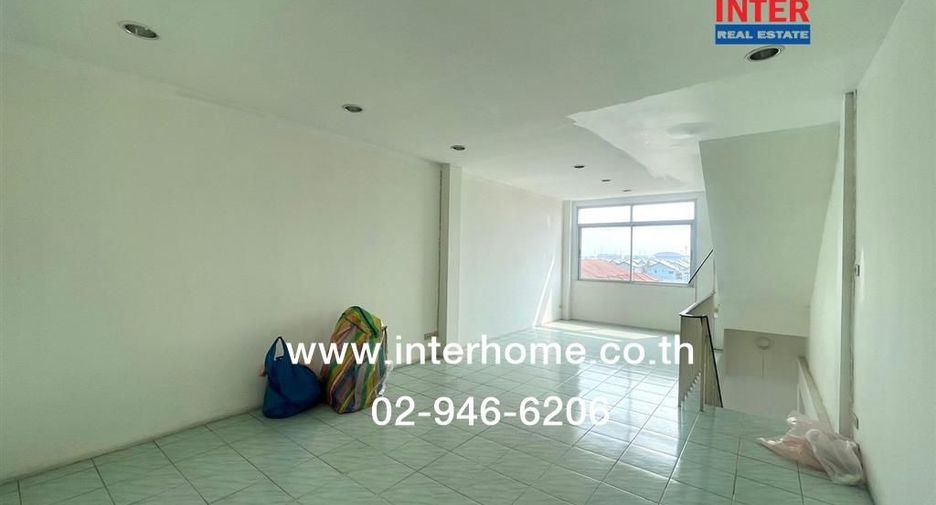 Local comercial en venta de 2 habitaciones en Bang Bua Thong, Nonthaburi