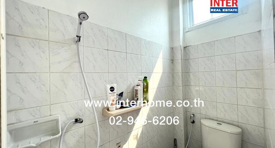 Local comercial en venta de 2 habitaciones en Bang Bua Thong, Nonthaburi